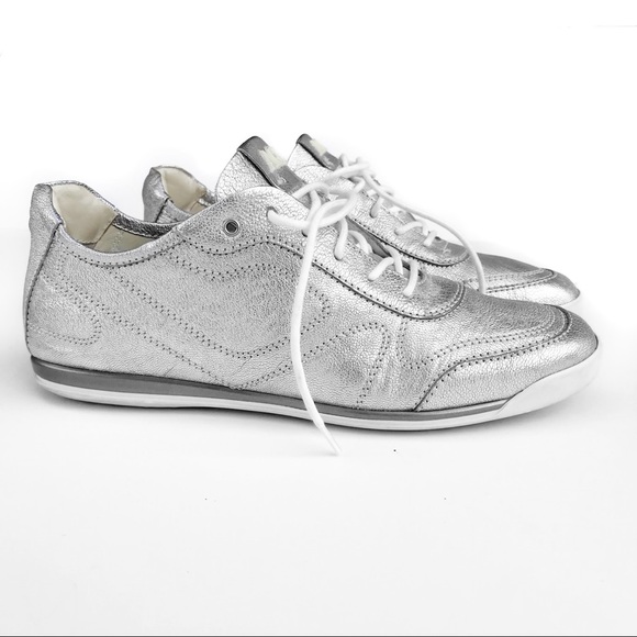 Agl Shoes - AGL silver leather sneakers